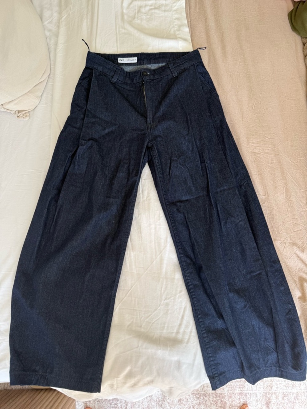Zara Women’s Wide-Leg Navy Pants Size 6